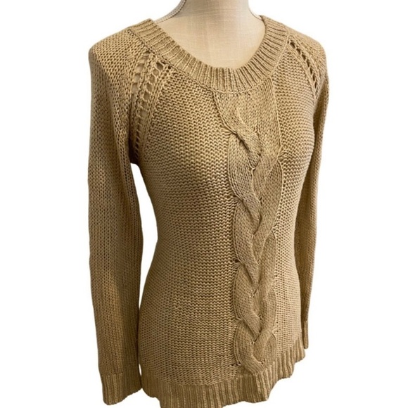 Sweaters - Beautiful Pointelle Sweater with Back Buttons EUC